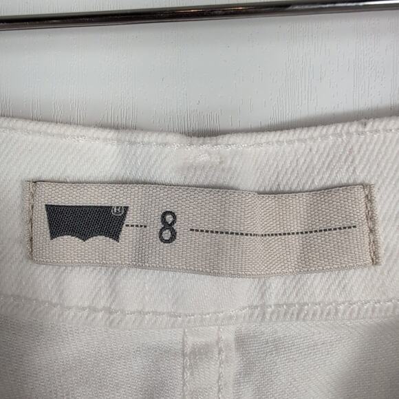 Levi's Womens Capri Jeans White Denim High Rise Pockets Cuffed Stretch Size 8 - Picture 6 of 16